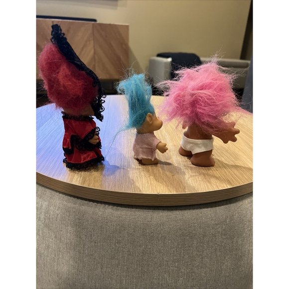 lot of 3 vintage 1 russ , 1 Dam , 1 ITB troll dolls - Picture 5 of 13